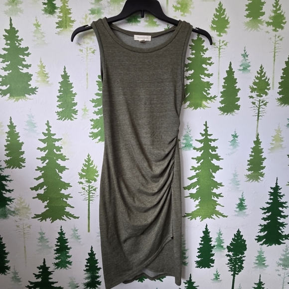 Tresure & Bond Olive Green Sleeveless Dress - Picture 1 of 8